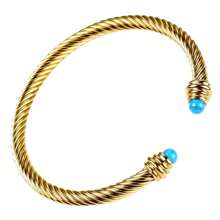 3 pièces Set de bijoux plaqué or 18 carats comprenant un pendentif, un bracelet et un jonc. Design vintage de fleurs de prunier et de perles. Convient pour les femmes.