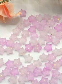50 piezas de 10 mm Cuentas acrílicas mates en forma de pentágono con baño de oro, para manualidades de joyería - Surtido de cuentas de estrella cristalinas, adecuadas para pulseras, collares, correas de teléfono, llaveros