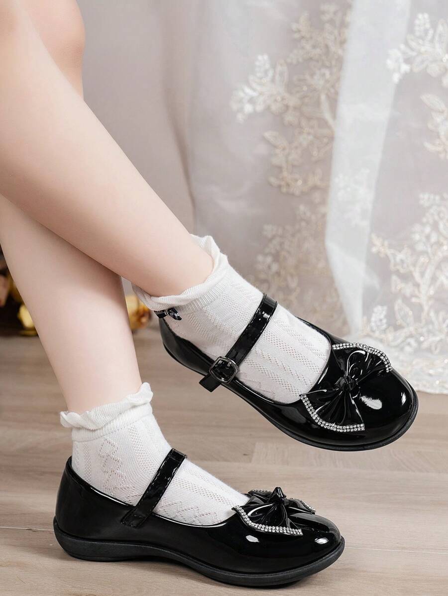 Sapatos Sociais Femininos Leves, Confortáveis e Antiderrapantes, com Bico Redondo, Tira Baixa e Brilhante, Ideais para Uso em Festas e Apresentações ao Ar Livre