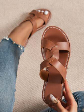 新款春夏时尚品牌 H Style 女士凉鞋，网眼休闲舒适一脚蹬拖鞋，黑色、米色、棕色、平底、雕花、推荐给博主，沙漠基调法式风格，水钻厚底坡跟凉鞋，夏季沙滩鞋，仙女风格一脚蹬凉鞋，低跟圆头，轻便室内外防滑拖鞋，鳄鱼纹凉鞋，百搭金属装饰平底一脚蹬夏季凉鞋