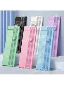 1PC 10,63in * 3,54in Máy cắt giấy A4 nhỏ gọn có lưỡi trượt - Hai chiều cho giấy bìa cứng, ảnh và nhiều thứ khác - Bao gồm thước kẻ chia tỷ lệ - Sử dụng cho sổ lưu niệm và văn phòng (Có màu tím và hồng) - Nhiều màu - Xem 3