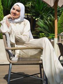 1 件女士丝绸缎喇叭袖阿拉伯连衣裙，配有腰绳，Abaya 连衣裙，端庄