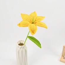Joivida 1 件彩色手工钩编百合花束，用羊毛手工钩编，成品手工花束。无味，插花用品，创意办公室/客厅/卧室/家居桌面装饰。送给妻子/姐妹/母亲/女朋友/同学的独特手工编织礼物。摄影道具，节日活动装饰。适合母亲节/情人节/生日派对装饰。情人节，毕业礼物 - 手工鉤織小百合花束 - 查看 17