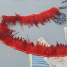 1-Meter Feather Red Tip Rooster Feather Trimmed Fabric Ribbon, Headpiece, Party Decoration, Masquerade Ball, Stage Performance, DIY Craft Supplies