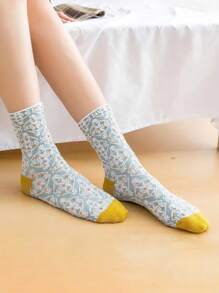 5 Pairs Vintage Mid-Calf Socks For Women, Versatile Short Socks, Low-Cut Retro Design, Suitable For Students In Autumn/Winter