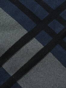 1 件男士休闲纯色印花纽扣领长袖 POLO 衫，适合春秋季节