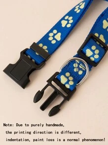 Haustierhalsband mit Fußabdruck Muster, fluoreszierend und nachtleuchtend für Hunde und Katzen für drinnen und Outdoor universell einsetzbar