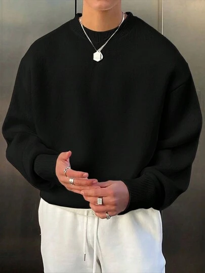 男士纯色圆领休闲毛衣，简约风格，适合日常通勤，可叠穿，春秋季，复古朋克风，长袖上衣