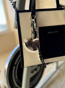 Style Ins Porte-clés en corde d'escalade nouée, même style que les célébrités. Porte-clés miniatures en PU faits à la main avec petit cheval. Pendentifs de sac avec nœud, couleurs aléatoires. Cadeaux d'hiver pour femmes.