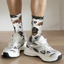 1 par de Calcetines alocados, estampado de perro salchicha divertido y feliz, de estilo Harajuku retro y de hip hop, diseño lindo y novedad