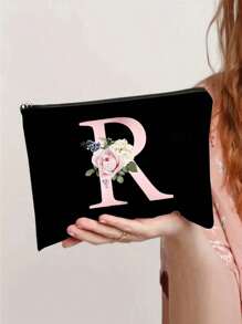 1个字母A-Z图案化妆包，可作化妆包、钱包、洗漱包、拉链手机包、铅笔盒、手拿包，适合教师节礼物、女士旅行必备、女孩礼物，可收纳化妆工具、化妆刷等，是化妆品整理的理想之选。 - 黑色 - 查看 4