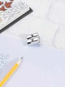 4/8支装优质手持金属削笔器 - 耐用楔形设计，创意铝合金双孔削笔器，高效双孔设计，适用于学校、办公室和美术项目，易于使用和清洁，返校必备 - 銀色 - 查看 7