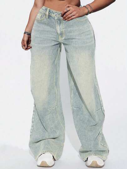 排扣设计男友风浅蓝色复古牛仔直筒裤女秋季休闲阔腿牛仔裤