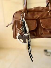 Style Ins Porte-clés en corde d'escalade nouée, même style que les célébrités. Porte-clés miniatures en PU faits à la main avec petit cheval. Pendentifs de sac avec nœud, couleurs aléatoires. Cadeaux d'hiver pour femmes.