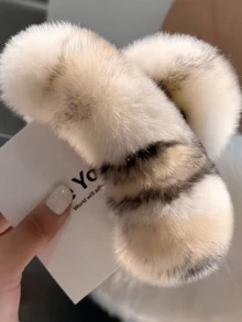 新品上市Selind秋冬热销毛绒蟹爪大方形发夹女士蟹爪夹发饰 - 顏色隨機 - 查看 7