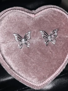 1 件闪亮镂空银色水钻蝴蝶 316L 不锈钢耳骨钉精致防水小耳环女士单只 - 銀色 - 查看 3