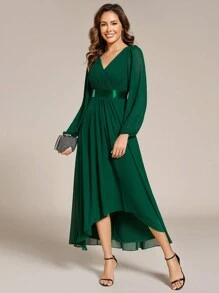EVERPRETTY Elegant V-Neck Lantern Sleeve Pleated Bridesmaid Dress