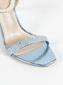 新款时尚闪亮女士夏季凉鞋，优雅度假风格，舒适简约，独特性感赤脚，适合婚礼、派对、聚会、高跟鞋