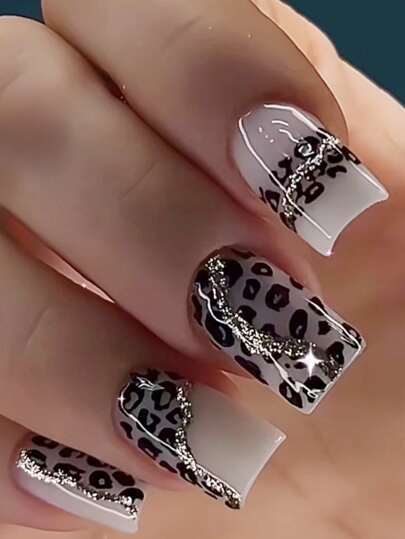 Instantly Upgrade Your Look With 24pcs Short Square Gray Leopard Print Stitching Wears Nails Autumn And Winter High-Quality Nail Art Sweet Cute Funny Daily Classic Nail Charms Full Cover Fit