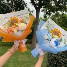 Christmas Handmade Crochet Artificial Heart-Shaped Flower Bouquet, Knitted Everlasting Tulip, Sunflower, Rose Flower Bouquet, Creative Gift For Birthday And Holiday Gifts Graduation