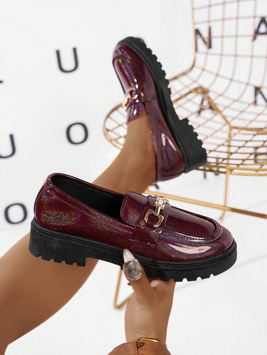 Giày lười đế xuồng bằng da bóng thời trang cỡ lớn cho nữ, trang phục dự tiệc, đế dày, dài, đa năng, chống trượt kiểu Anh, dùng ngoài trời