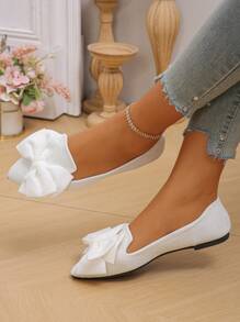 大码女士蝴蝶结时尚尖头平底鞋,优雅芭蕾舞鞋,一脚蹬乐福鞋,白色休闲鞋,适合春夏日常、办公、通勤、休闲、婚礼、派对等场合。 - 白色 - 查看 5