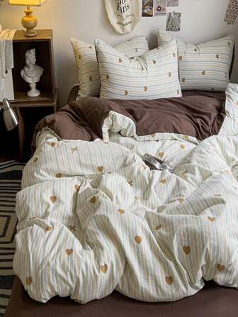 4 件套柔软印花羽绒被套、床单和 2 个枕套，简约风格，家居使用