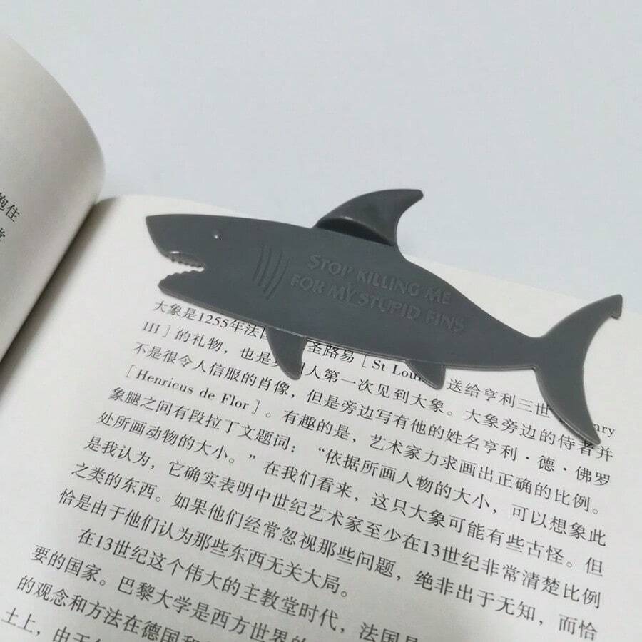 1pc Decorative Shark Bookmark, 3D Shark Page Marker Best Gifts Birthday - Grey - View 1