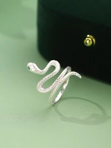 1 Set Includes: 1 Pair Earrings + 1 Necklace + 1 Ring. 925 Sterling Silver Minimalist Jewelry Set, Sparkling Cubic Zirconia Inlaid, Snake Design, Suitable For Daily Wear And Party Accessories, Gift For Women