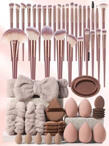 60PCS Makeup Tools Set Including:36PCS Makeup Brush Set+5PCS Makeup Sponges+5PCS Mini Makeup Sponges+5PCS Triangle Powder Puffs+5PCS Mini Air Cushion Powder Puffs+1pc Hairband+2PCS Hand Bowl Strap+1pc Makeup Brush Cleaning Tools - 彩色 - 查看 15