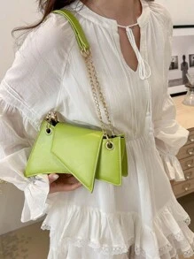 Fashionable Green Unique Shaped Chain Shoulder Bag