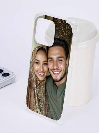 1 Anpassat fotoskal i svart, kompatibelt med 15 Pro Max / S25 Ultra / S25 Plus, Redmi och andra modeller, Anpassning av bröllopsfoton, present till par, vänner, familj, examen, etc., snygg, färgglad, vintage, söt, kontrakterad, rolig, anpassad, personlig, unik, anpassad, perfekta presenter till honom, perfekta presenter till henne, pojkvän, flickvän, familj, vänner, mor- och farföräldrar, par, för årsdagar, för födelsedagar, säsongens val, 2025-telefonskal