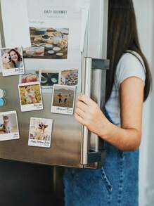 1 pieza Pegatinas personalizadas para refrigerador que admiten fotos personalizadas, impresas y decoradas claramente. Recuerdos para registrar momentos hermosos entre familiares, amigos y parejas. Se pueden adherir a refrigeradores, puertas de metal, gabinetes de computadoras y otros artículos de metal. Adhesivos elegantes, adorables, coloridos, personalizados, únicos, regalos ideales para ella, amigos, hijo, hija, estudiantes escolares, trabajadores, escuela, hogar, oficina
