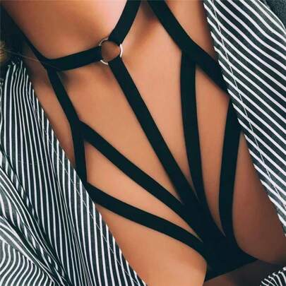 Sexy Lingerie Set With Spaghetti Strap Bra And Hollow-Out Design, Suitable As Club Wear Camisole