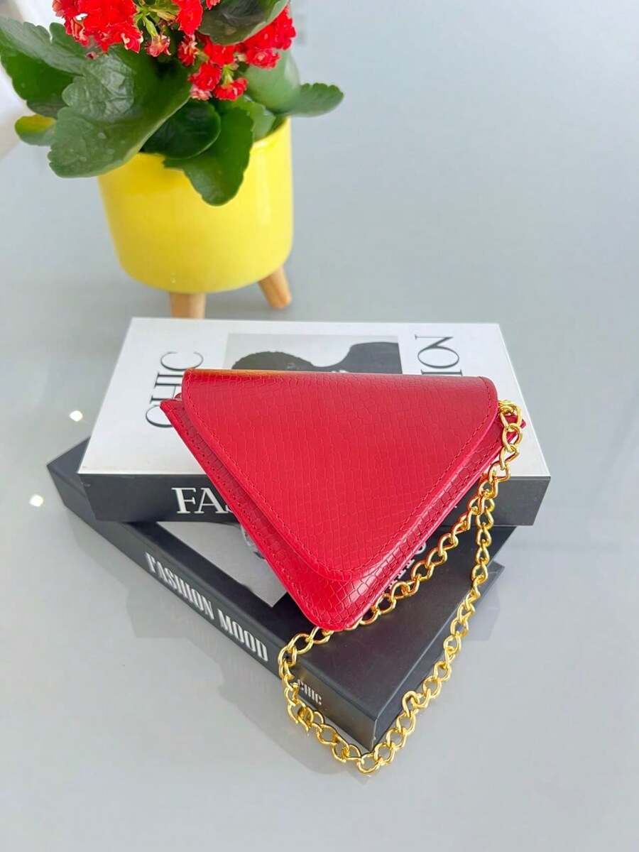 Croco Triangle Bag With Side Strap And Chain For Women, New Metallic Party Look - 紅色 - 查看 1