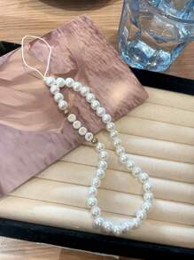 Customized Pearl Alphabet Mobile Phone Chain, Fashionable And Elegant, Customizable With Name, Slogan, Location Or Date, Suitable For Birthday, Anniversary, Gift Giving And Wearing
