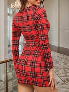 Đầm ôm body dài tay họa tiết kẻ caro - Đỏ - Xem 2