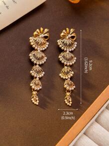 Pendientes largos tipo abanico con perlas falsas y cristales incrustados, estilo vintage de la corte, pendientes estilo bohemio retro desgastado