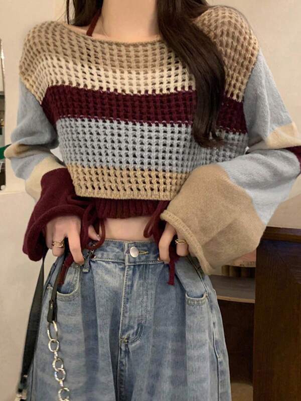 Maglione corto con spalle ribassate a righe larghe e top in maglia all'americana