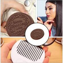 Espejo compacto y plegable con forma de galleta, juego de peine de viaje, espejo de maquillaje redondo y portátil con estilo de princesa, color aleatorio, regalo de Navidad - Mini espejo de maquillaje plegable, espejo de maquillaje plegable con linda forma de galleta, juego de espejo y peine de viaje portátil, adecuado para niñas y mujeres (color aleatorio) - Multicolor - Ver 1
