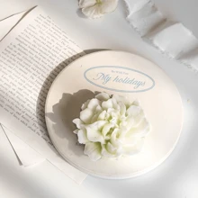 1pc Handmade Carnation Shaped Scented Candle, Ideal For Room Decor, Dining Table Setting, Party, Wedding, Mother's Day Gift, Valentine's Day Decor, Valentine's Day Gift, Best Friend Gift, Graduation Gift, Mother's Day Gift, Wedding Anniversary Gift, Halloween Gift, Christmas Gift, Home Decor, Birthday Decor, Wedding Souvenir, Fragrance: [Fragrance Type]