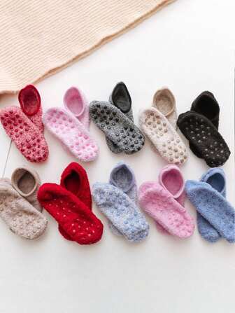 1/6 双毛绒地板袜、柔软保暖踝袜、隐形袜、女士连裤袜和袜子