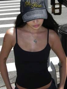 Aesthetic Moda Basic Strappy Tank Top - 黑色 - 查看 1