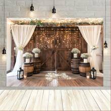 1 件，乡村谷仓门婚礼摄影背景，配白色花朵和木桶装饰，1 件经典风格涤纶面料照片背景，适用于复古乡村周年纪念装饰 - 多色 - 查看 6