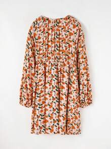 CILKOO 米色花卉深 V 领褶饰胸围泡泡袖荷叶边娃娃装度假连衣裙，带口袋 - 米色 - 查看 8