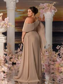 Faeriesty Mosy Plus-Size Evening Gown With Asymmetric Neckline, Statement Bell Sleeve & Cascading Side Silhouette - Elegant Mother-Of-The-Bride Dresses, Gala Dinner Attire, Formal Evening Wear, Red Carpet-Ready Designs, Black-Tie Event Outfits