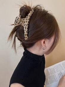 3pcs Women Leopard Print Glossy Square Large Lightweight Plastic Hair Clips, Fashionable Versatile High-End Elegant Minimalist Style Hair Accessory, Suitable For Daily Outings, Leisure, Party, Commuting, Vacation, Tying Hair, Buns, Washing Face, Makeup, Matching Clothes,Hair Accessories,Hair Claw,Claw Clips,Hair Clutch,Hair Jaw Clip Fall Winter - Multicolor - View 4