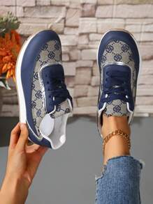 Damen Patchwork bestickte atmungsaktive Rundkopf Flache Multifunktions Mode Lässig Sportschuhe, Gummisohle rutschfest verschleißfest leicht Laufschuhe, Patchwork Schuhe, bequeme flache Lässig Schuhe für Frühling/Herbst