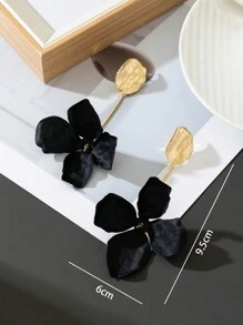 1 Par de Brincos Elegantes com Pingente Floral Preto Vintage Texturizado, Presente de Casamento/Dia dos Namorados para Namorada - Preto - Visão 5