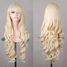 Parrucca viola lunga e riccia con frangia per donne - Capelli sintetici resistenti al calore, perfetta per Ognissanti e cosplay